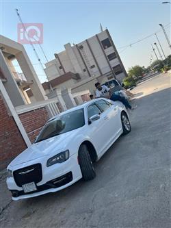 کرایسلەر 300